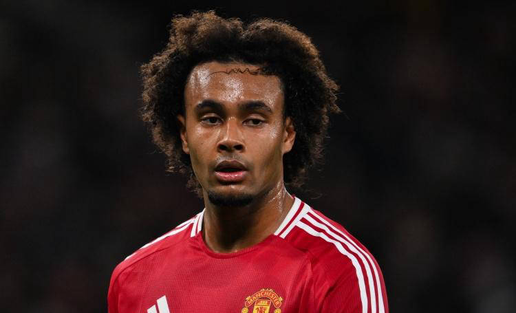 曼联11号齐尔克泽告别红魔：阿莫林弃用造就一笔失意交易